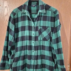 Madewell Green and Black Plaid Button Down Shirt